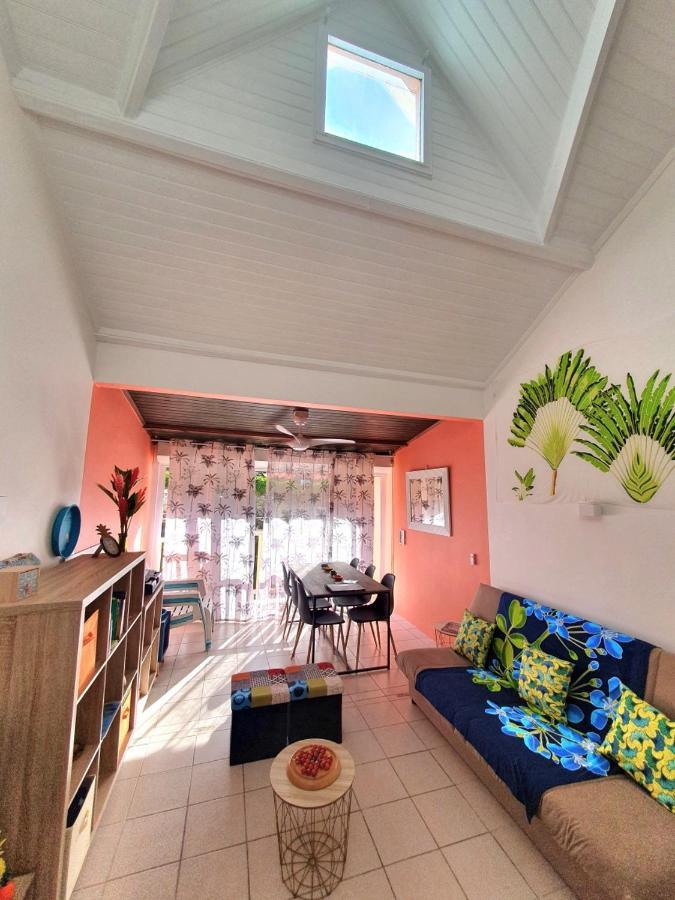 Appartement Ker-Eol Residence Canouan Sainte-Anne Avec Piscine Экстерьер фото